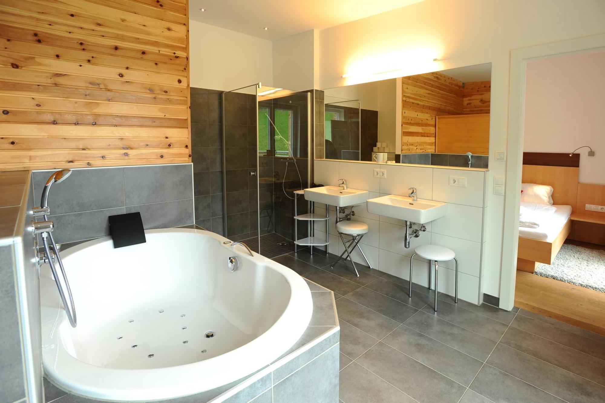 Penthouse Alpine Living Direkt An Der Skipiste By Schladmingurlaub 하우스 임 엔슈탈 객실 사진